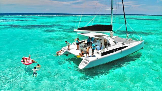 Catamaran Tour